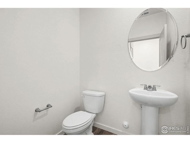 6054 Holstein Dr, Fort Collins, CO 80528