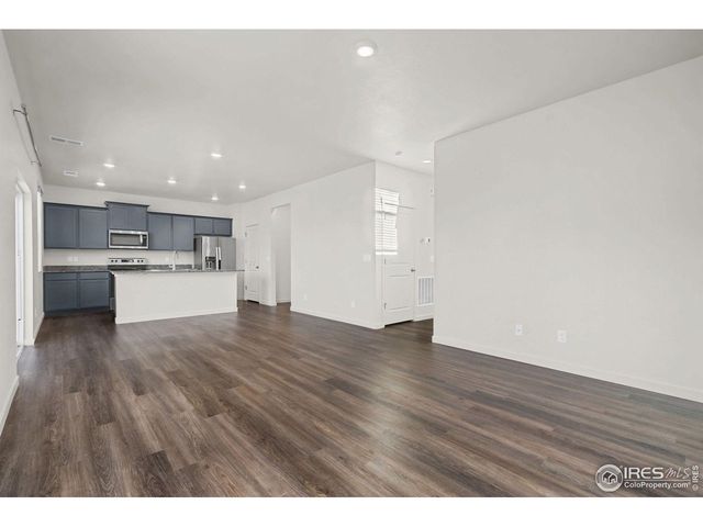 6054 Holstein Dr, Fort Collins, CO 80528