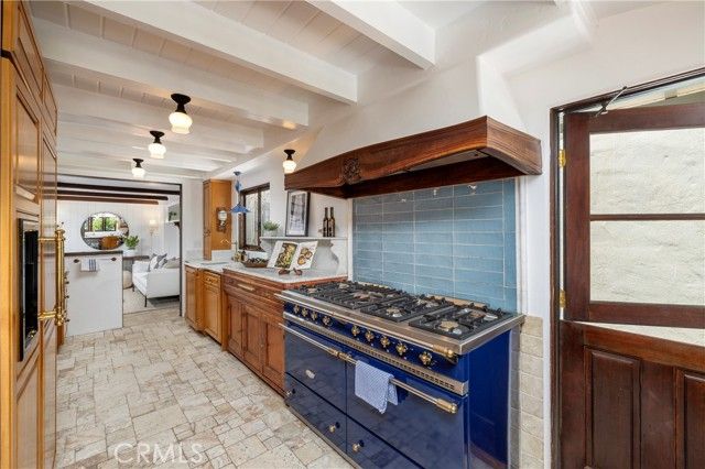 115 Apolena Avenue, Newport Beach, CA 92662