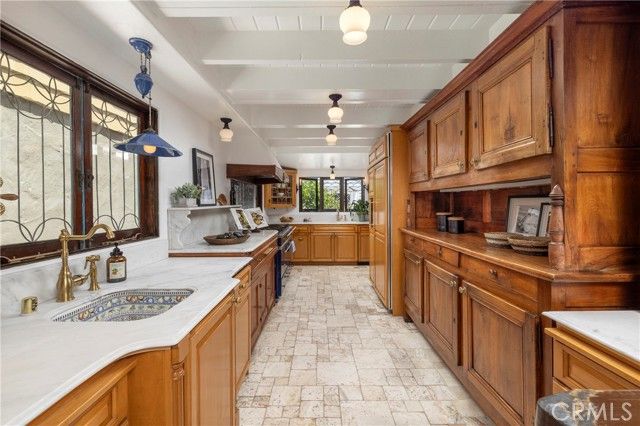 115 Apolena Avenue, Newport Beach, CA 92662