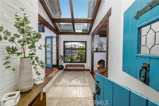 115 Apolena Avenue, Newport Beach, CA 92662