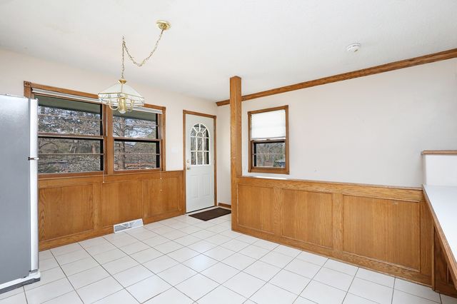 7422 Oak Brook Drive, Urbandale, IA 50322