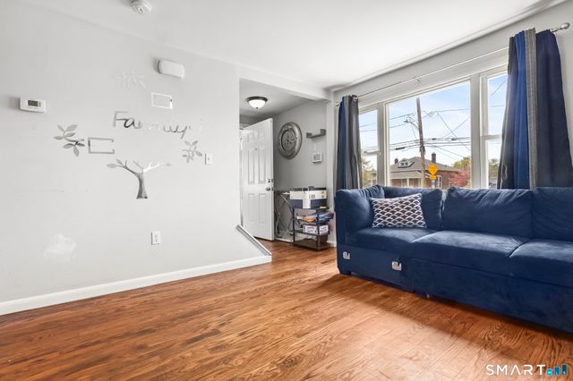 204 Barnes Avenue, New Haven, CT 06513