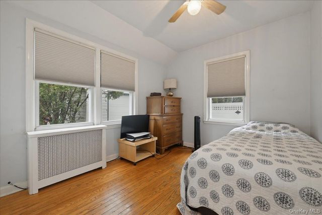 163 Elm Street, Roslyn Heights, NY 11577