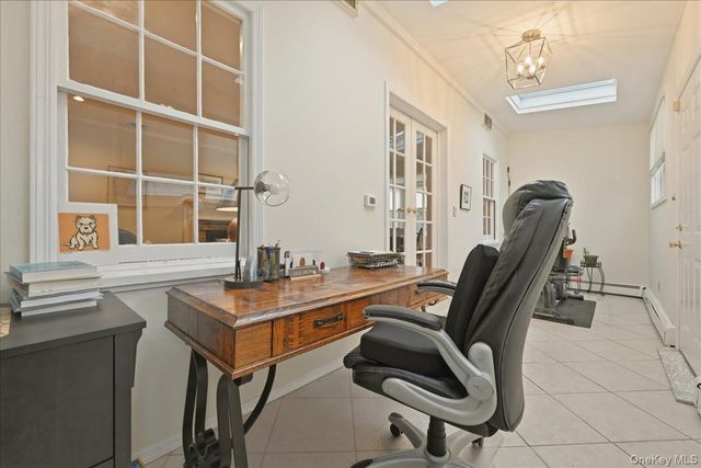 163 Elm Street, Roslyn Heights, NY 11577