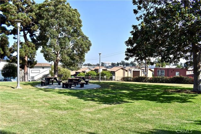 300 Maryland Street 1, El Segundo, CA 90245