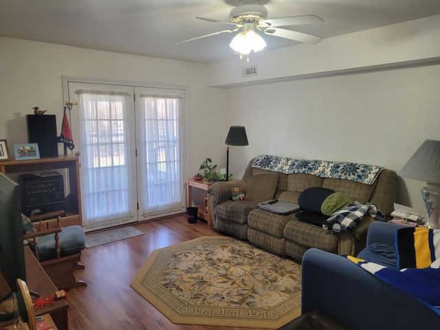 1614 Camelot Place, Miami, OK 74354