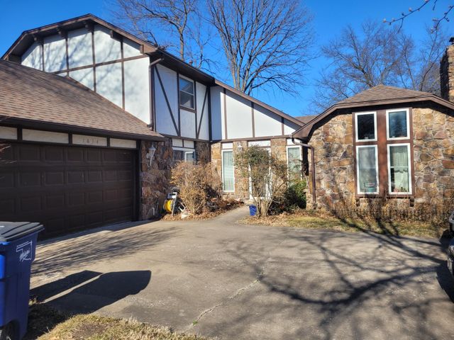 1614 Camelot Place, Miami, OK 74354