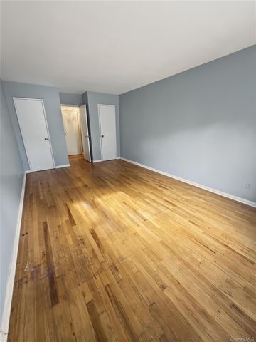 153-25 88th Street 3A, Howard Beach, NY 11414