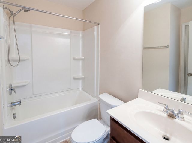 798 Kallispel Court, Hampton, GA 30228