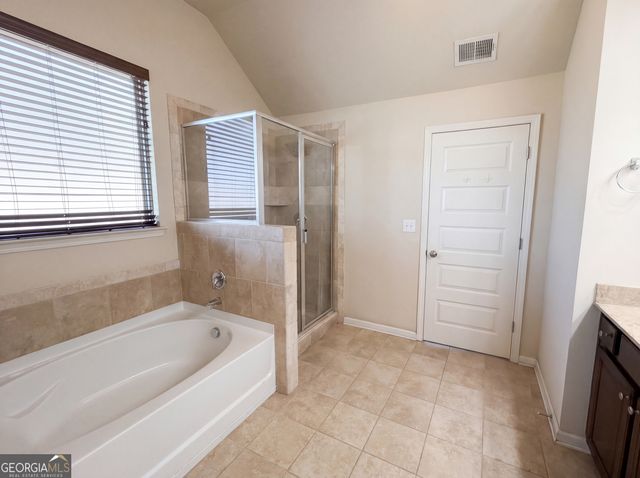 798 Kallispel Court, Hampton, GA 30228