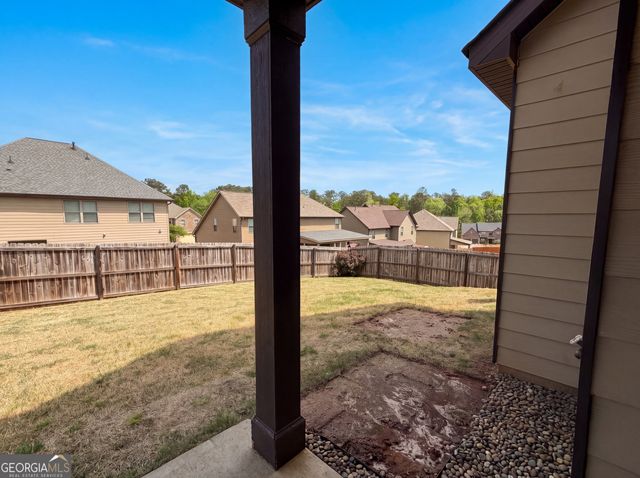 798 Kallispel Court, Hampton, GA 30228