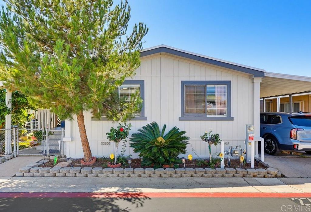 13655 Highway 8 Business SPC 27, El Cajon, CA 92021 — photo 3