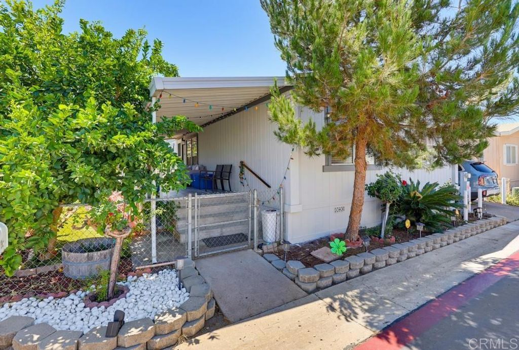 13655 Highway 8 Business SPC 27, El Cajon, CA 92021 — photo 4