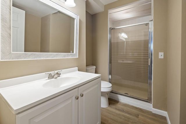 1002 Cross Road, Eagan, MN 55123