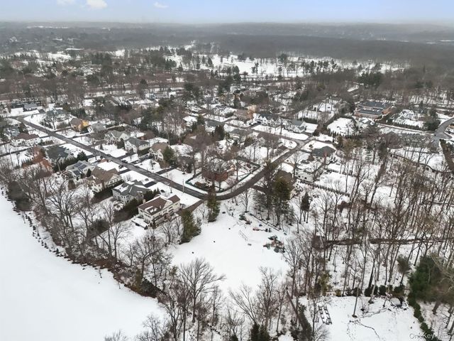 7 Mayflower Road, Scarsdale, NY 10583