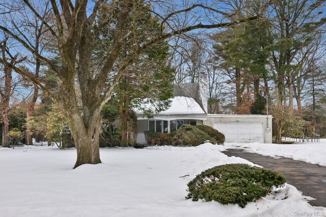 7 Mayflower Road, Scarsdale, NY 10583