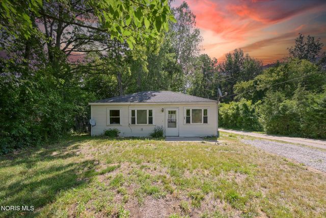 2320 County Road 2, Swanton, OH 43558
