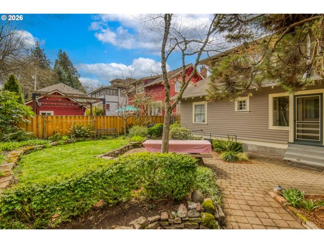 1924 Ne 47TH Ave, Portland, OR 97213