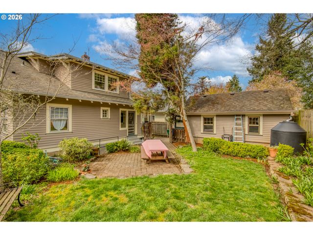 1924 Ne 47TH Ave, Portland, OR 97213