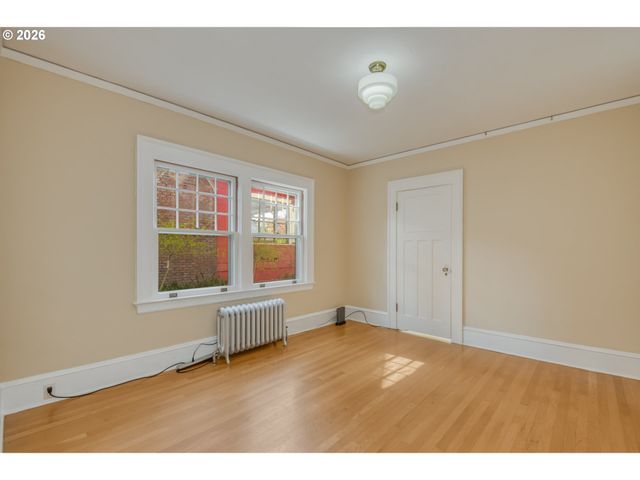 1924 Ne 47TH Ave, Portland, OR 97213