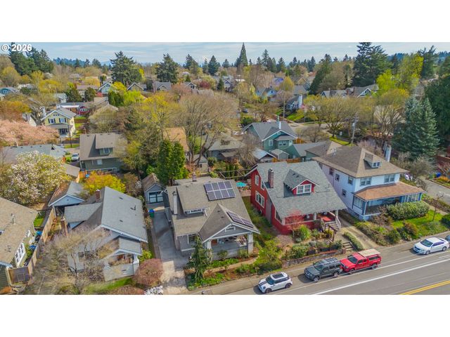 1924 Ne 47TH Ave, Portland, OR 97213