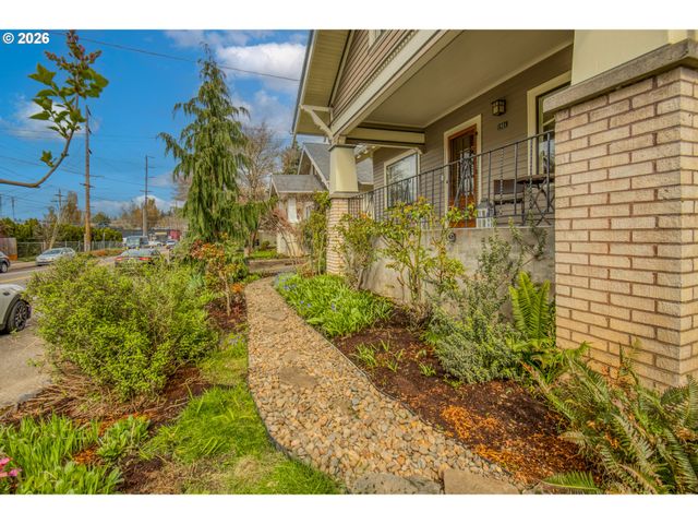 1924 Ne 47TH Ave, Portland, OR 97213