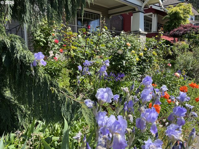 1924 Ne 47TH Ave, Portland, OR 97213