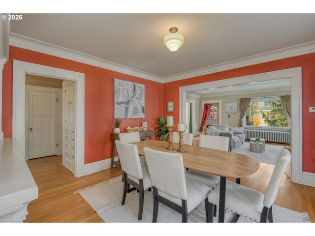 1924 Ne 47TH Ave, Portland, OR 97213