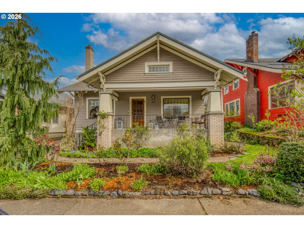 1924 Ne 47TH Ave, Portland, OR 97213