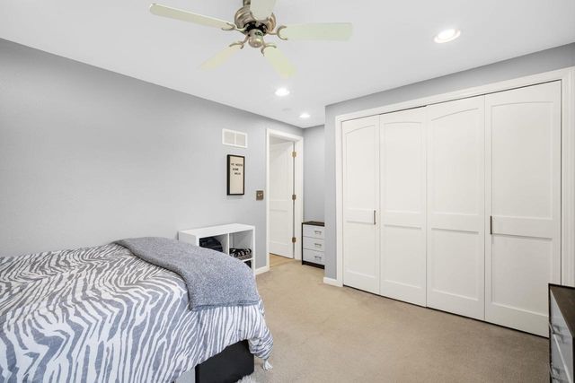 N24W26730 Accent COURT, Pewaukee, WI 53072