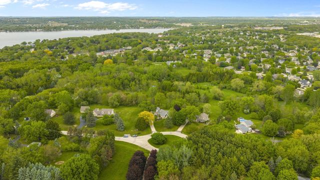 N24W26730 Accent COURT, Pewaukee, WI 53072