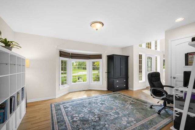 N24W26730 Accent COURT, Pewaukee, WI 53072