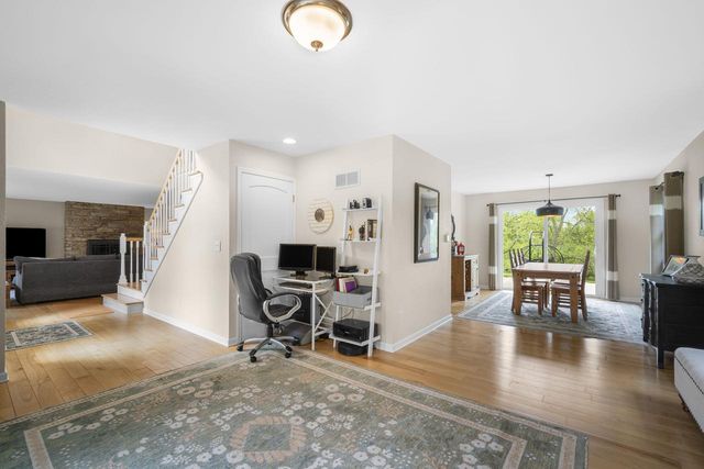 N24W26730 Accent COURT, Pewaukee, WI 53072