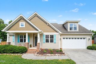 32 Avondale Drive, Lillington, NC 27546