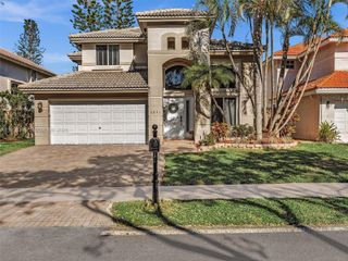 6841 NW 27th St, Margate, FL 33063