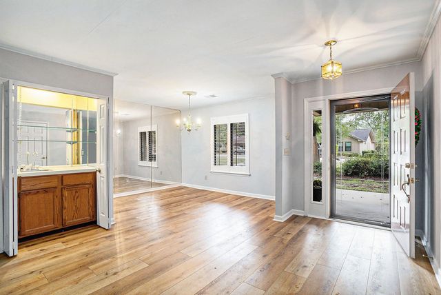 115 Hickory Dr., Conway, SC 29526