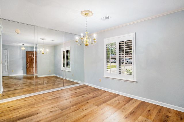 115 Hickory Dr., Conway, SC 29526