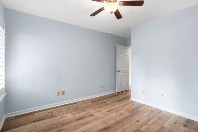 115 Hickory Dr., Conway, SC 29526