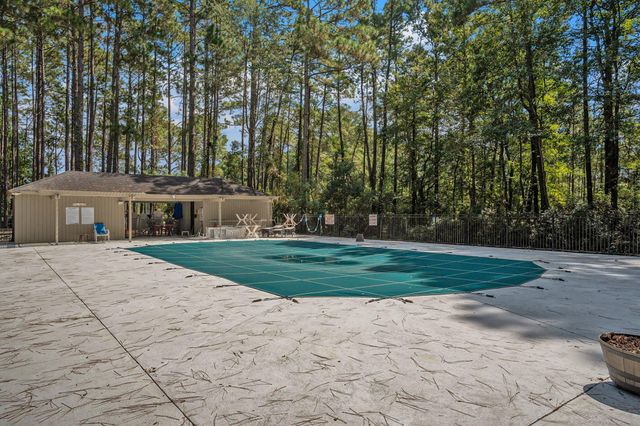 115 Hickory Dr., Conway, SC 29526