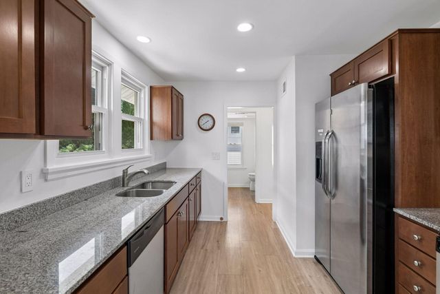 55 W Point Avenue, Tonka Bay, MN 55331