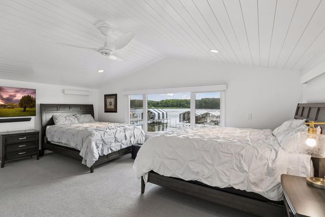 55 W Point Avenue, Tonka Bay, MN 55331