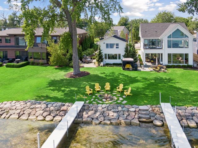 55 W Point Avenue, Tonka Bay, MN 55331