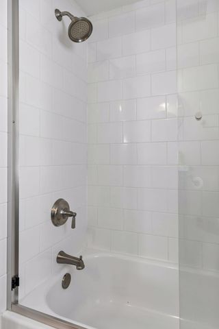55 W Point Avenue, Tonka Bay, MN 55331