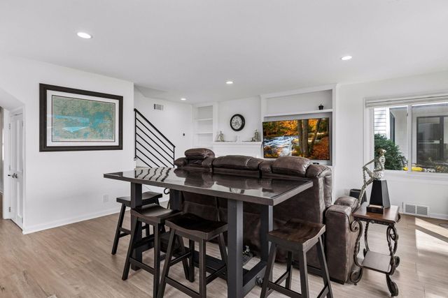 55 W Point Avenue, Tonka Bay, MN 55331