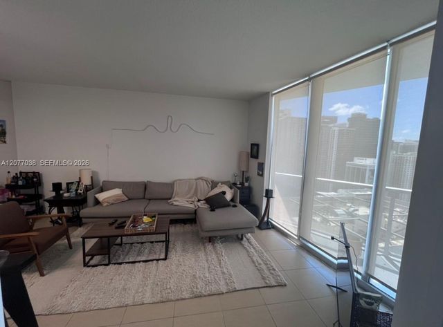 185 SW 7th Street 3702, Miami, FL 33130