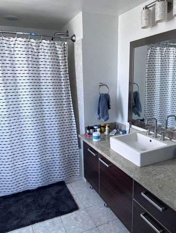 185 SW 7th Street 3702, Miami, FL 33130