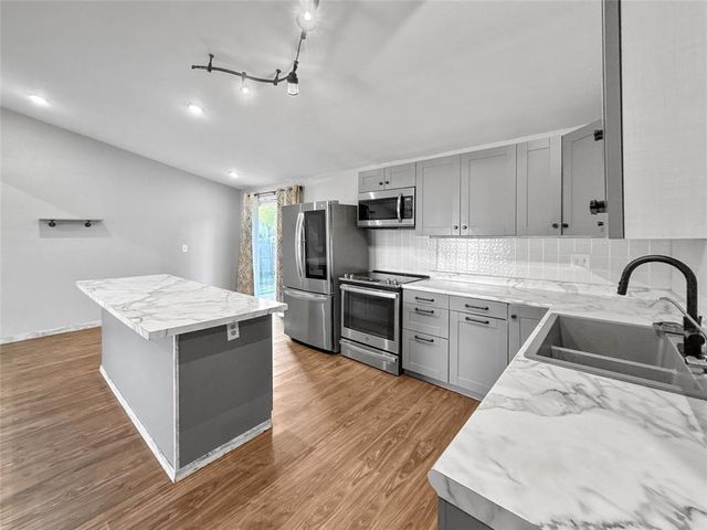 3019 Leslie Lane, Eau Claire, WI 54703