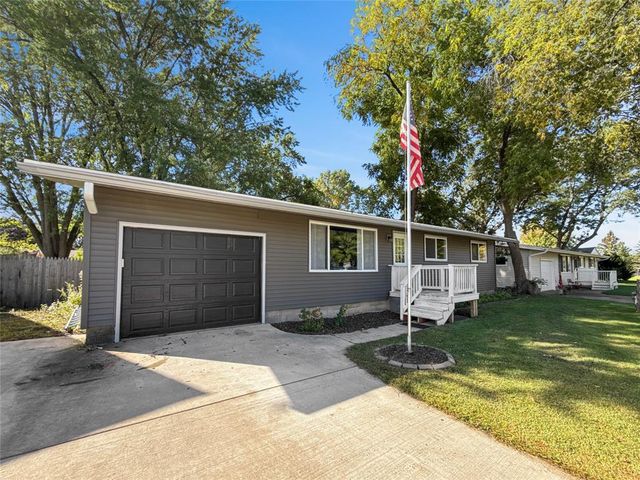 3019 Leslie Lane, Eau Claire, WI 54703