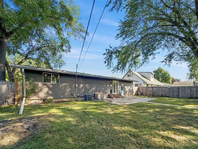 3019 Leslie Lane, Eau Claire, WI 54703